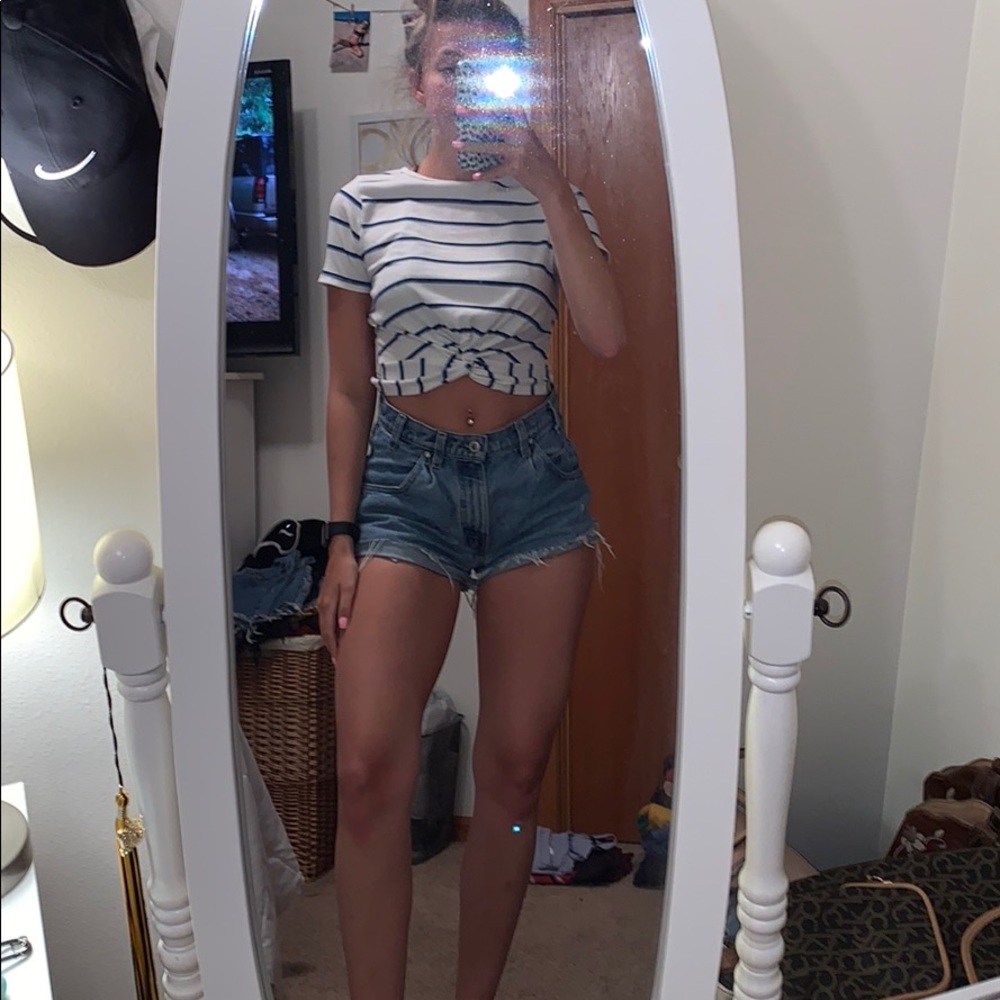 striped t shirt